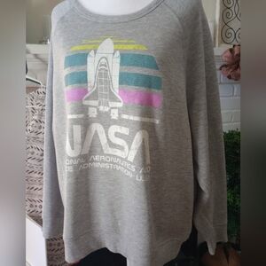 Women's Grayson- Threads Sweatshirt